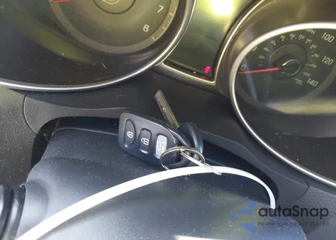 2013 Hyundai Veloster Base W/Black из США, поврежденный, VIN KMHTC6ADXDU177514